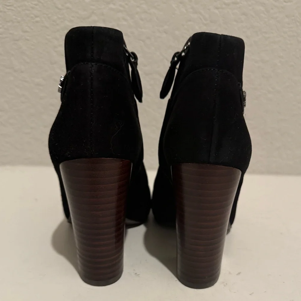 TORY BURCH Fulton Black Suede Ankle Boot Bootie Zipped Block High Heel Size 6.5